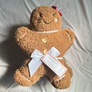 Cupcakes and Cashmere Gingerbread Couple Pillow Set